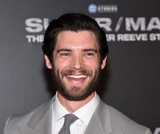 Звезда «Супермена» Дэвид Коренсвет готовится к новой роли