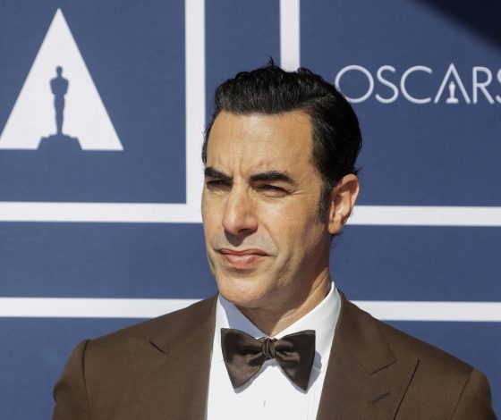 Саша Барон Коэн спровоцировал слухи о новом романе