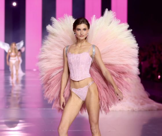 Ангелы во плоти: 10 главных бьюти-образов с показа Victoria’s Secret