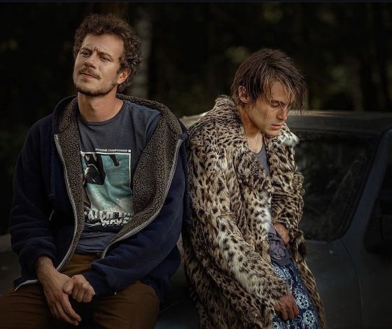 Катя Кабак опубликовала смешное видео с Тихоном Жизневским и Иваном Янковским