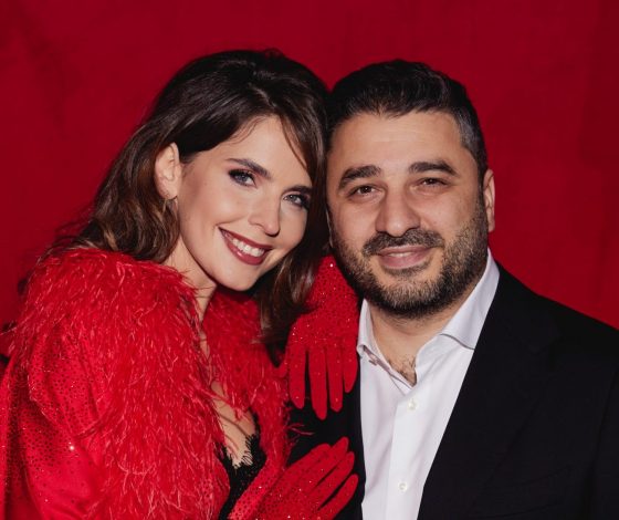 Лиза Моряк опубликовала новые «беременные» фото в кругу семьи