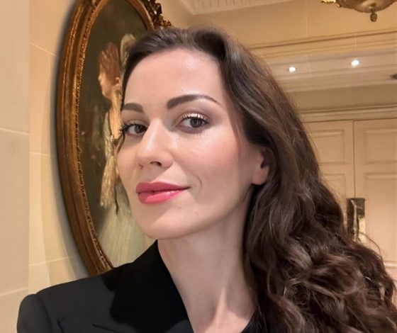 Ирина Болгар показала новые фото с Павлом Дуровым. Они рассмешили подписчиков