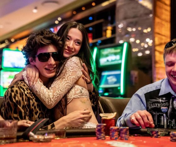 «Анора» стала лидером по количеству полученных наград в этом сезоне