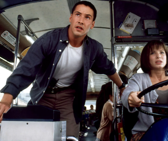 Киану Ривз и Сандра Буллок вспомнили жуткий случай на съемках «Скорости»: «Люди кричали»