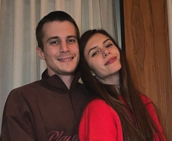 Это любовь: опубликованы нежные кадры Дианы Пожарской и Ивана Янковского с отдыха