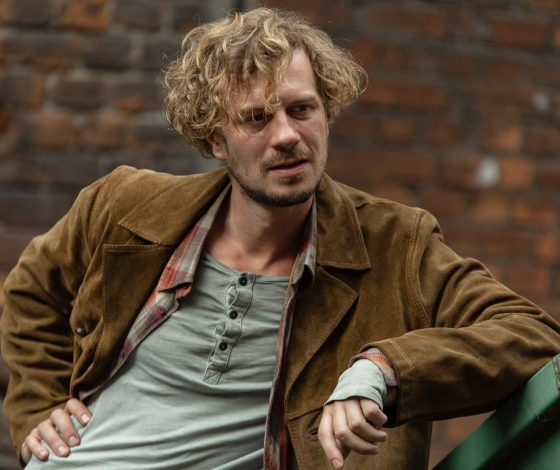 Звезда «Преступления и наказания» Тихон Жизневский показал редкое видео с сыном