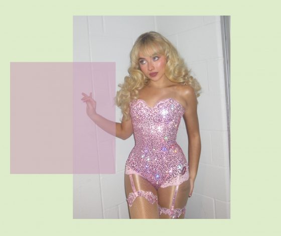 Сабрина – маленькая ведьма? Нет, на этот Хэллоуин мы одеваемся, как Сабрина Карпентер