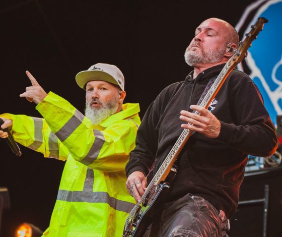 Limp Bizkit подали в суд на музыкальную компанию на 200 млн долларов