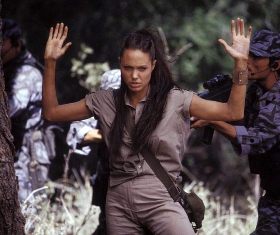 Софи Тернер и Люси Бойнтон готовятся к пробам на роль Лары Крофт