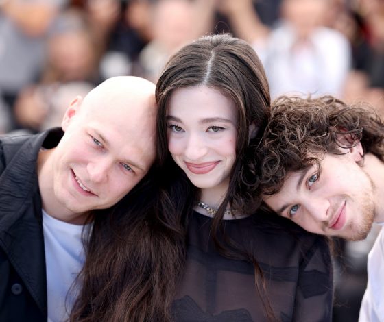 Майки Мэдисон раскрыла правду о съемке интимных сцен с Марком Эйдельштейном в «Аноре»