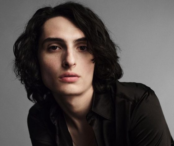 Звезда «Очень странных дел» Финн Вулфхард и его коллега напишут сценарий комедийного хоррора