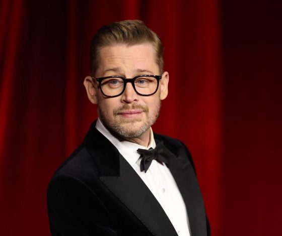 Маколей Калкин вышел в свет с братом и попал в неловкую ситуацию