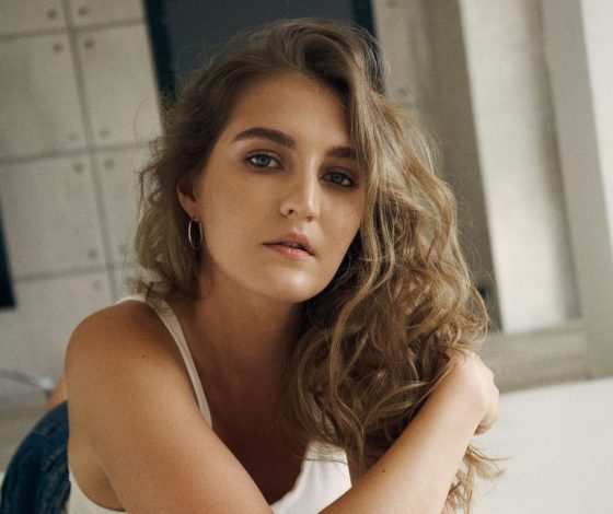 Звезда «Комбинации» Ульяна Кравец показала редкое фото с дочерью основателя группы