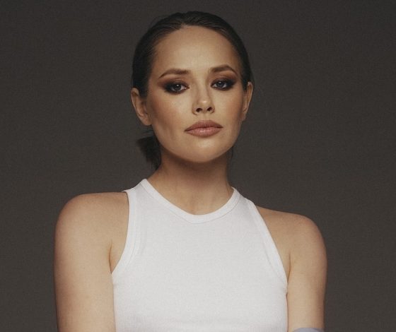 Звезда «Реальных пацанов» Зоя Бербер впервые вышла в свет после рождения второго ребенка