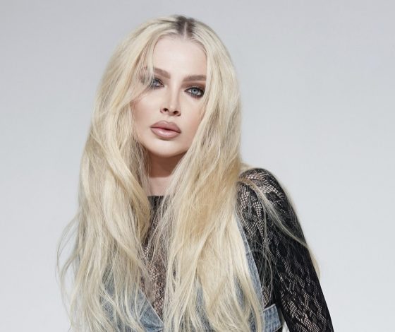 Алена Шишкова поделилась семейными моментами с дочерью от Тимати