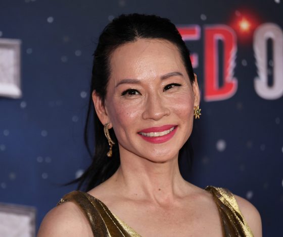 Люси Лью не разрешает сыну смотреть фильм «Ангелы Чарли»