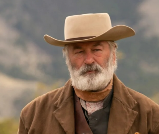 Мать покойной Галины Хатчинс отказалась прийти на премьеру «Ржавчины» из-за Алека Болдуина