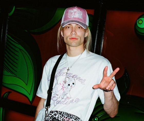 Nkeeei, uniqe, ARTEM SHILOVETS выступили со своим главным хитом на премии «ГЕРОИ PEOPLETALK – 2024»