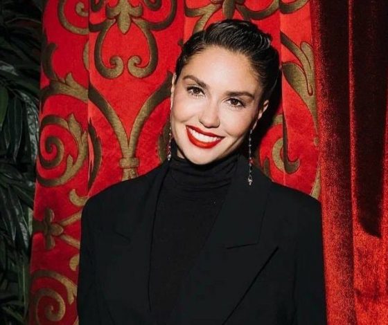 Агата Муцениеце подогревает слухи о музыкальной карьере