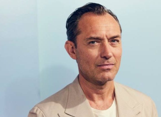 Сериал «Черный кролик» с Джуд Лоу стал новым хитом Netflix