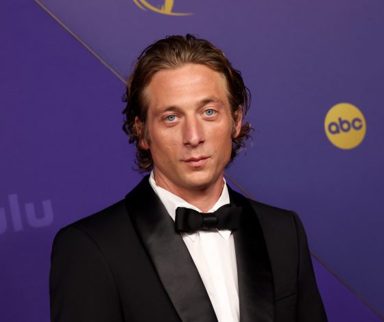 Джереми Аллен Уайт появится во вселенной «Звездных войн» в неожиданной роли