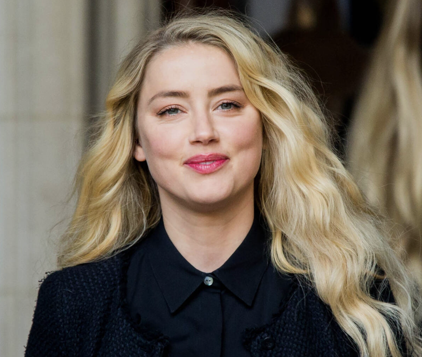 Amber Heard was seen walking with her daughter for the first time after announcing her second pregnancy.