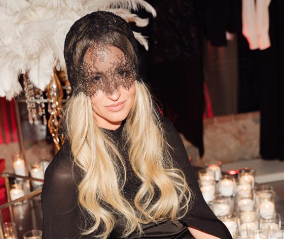 Катя Земская, Мария Лобанова, Анастасия Полетаева и другие на открытии флагманского магазина Nude Story