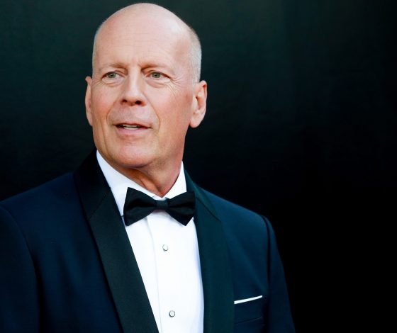 Появилась новая фотография тяжелобольного Брюса Уиллиса