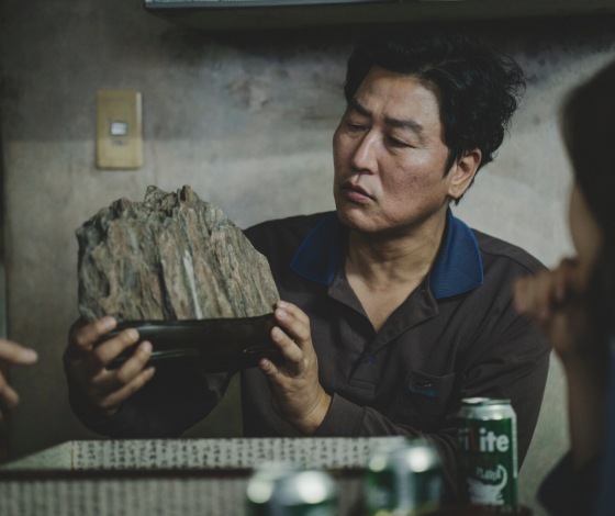 Режиссер «Паразитов» выпустит анимационный фильм