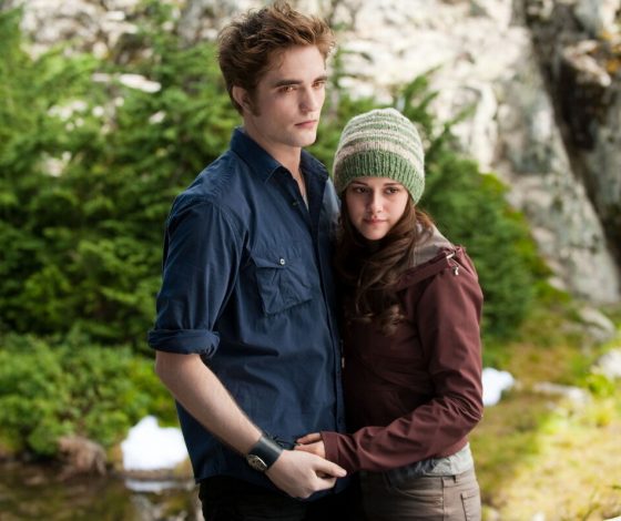 Автор «Сумерек»  раскрыла, кого бы выбрала на месте Беллы Свон