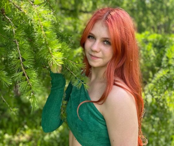 Инсайдер раскрыл срок беременности 20-летней Александры Трусовой