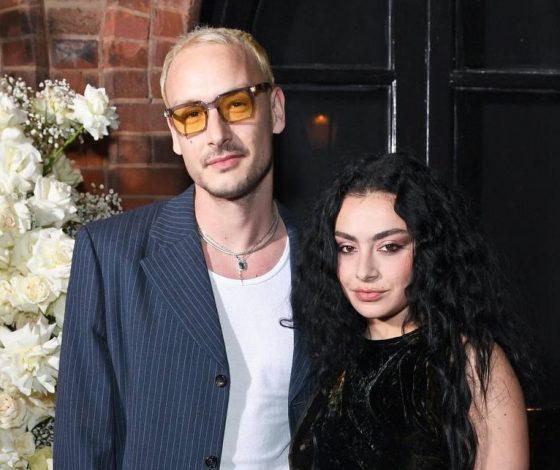 Слух дня: Charli XCX вышла замуж