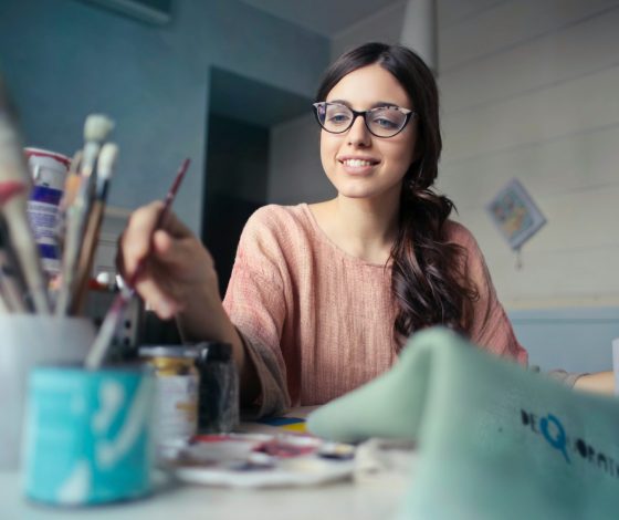 Девочка нарисовала портрет мамы и запустила тренд в TikTok