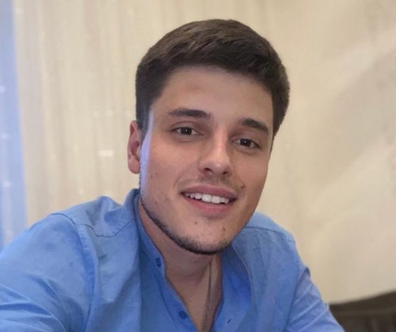 О личной жизни музыканта Ивана Кокорина, прославившегося игрой на бубне в соцсетях