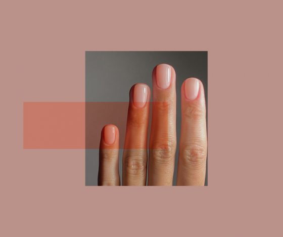 Виктория Бекхэм повторила трендовый «мыльный» маникюр