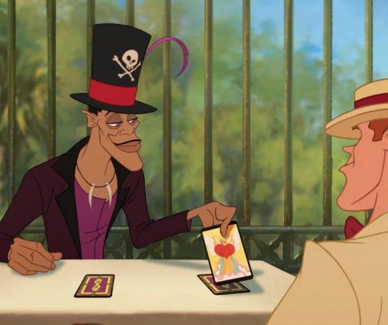 Рекламу тарологов хотят запретить в России: подробности