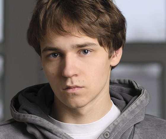 Поколение: Макар Хлебников