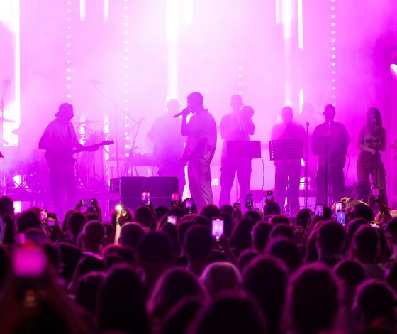 Пикник, музыка и шоу: в Москве пройдет фестиваль «Это лето»