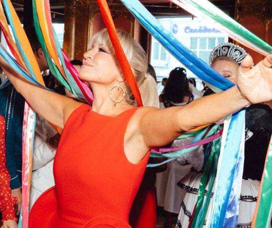 Юлия Барановская, Зара, Юля Паршута и другие на праздновании Масленицы с Викторией Шеляговой