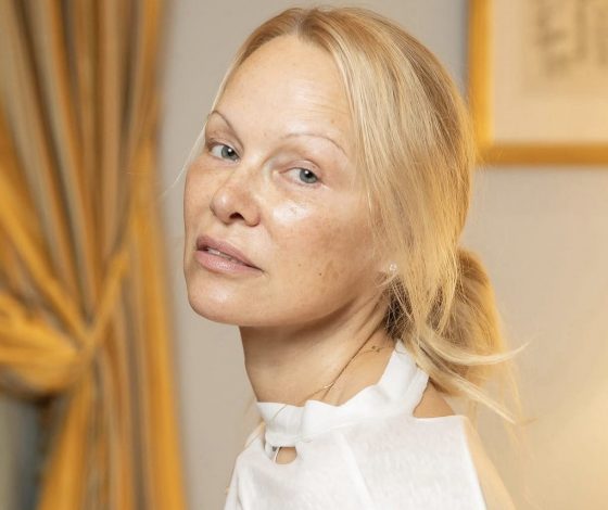 Памела Андерсон обиделась на Лорд из-за интимного видео