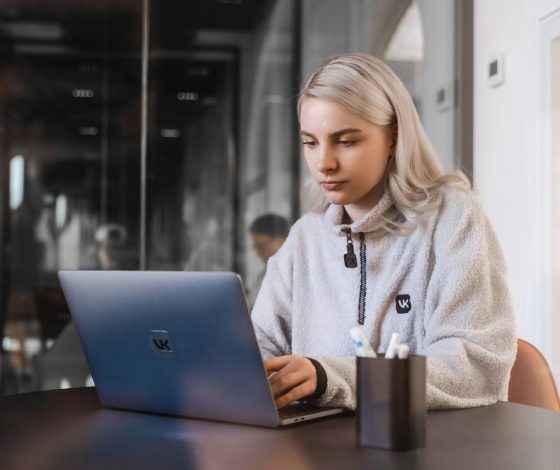 VK запустила бета-версию мессенджера MAX