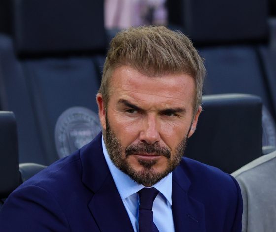 Дэвид Бекхэм получил неожиданный удар от сына на праздновании юбилея