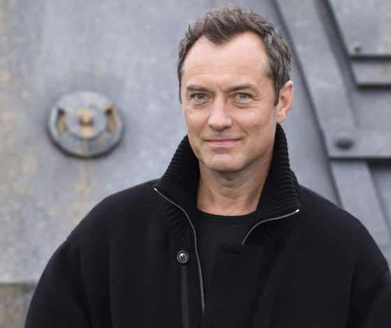 Джуд Лоу предстал в образе Владимира Путина в «Кремлевском волшебнике»