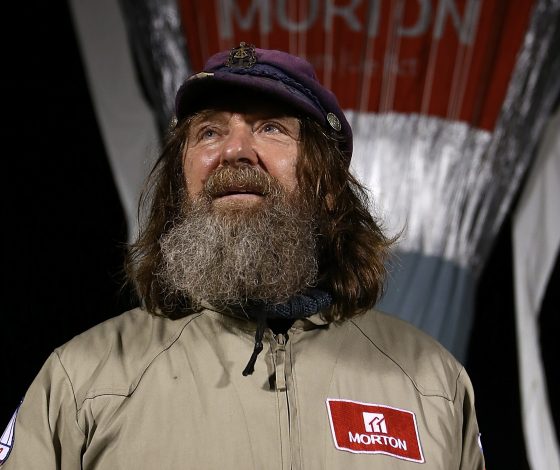 Экспедиция Федора Конюхова завершена из-за поломки лодки