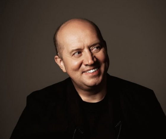 Сергей Бурунов поделился историей о пережитой зависимости и рассказал о мечте