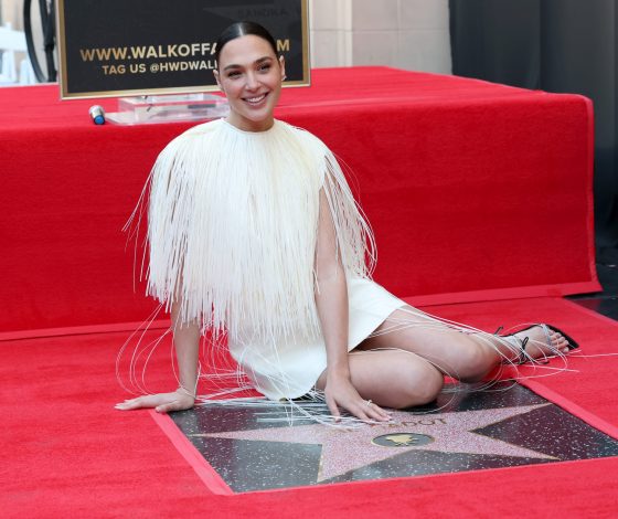 Церемония награждения Галь Гадот на Аллее славы оказалась под угрозой