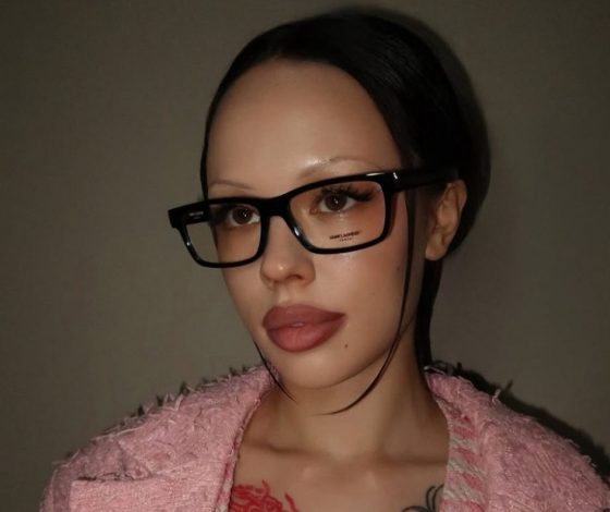 Инстасамка обвинила бывшего стилиста Анны Asti и Zivert в мошенничестве