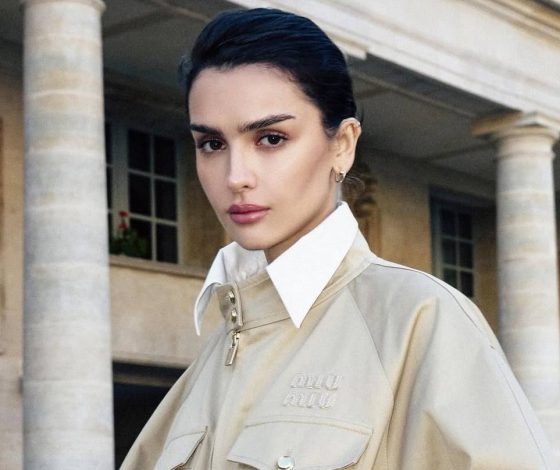 Дина Саева сделала косплей на культовый образ Одри Хепберн