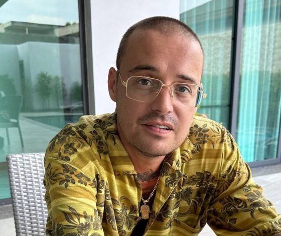 Гуф отметил день рождения на дизайнерском теплоходе в кругу друзей