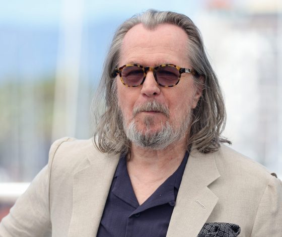 Гари Олдман жалеет об ужасном поведении на съемках с Деми Мур